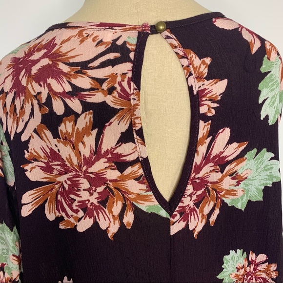 Altar'd state floral key hole top - Picture 5 of 12